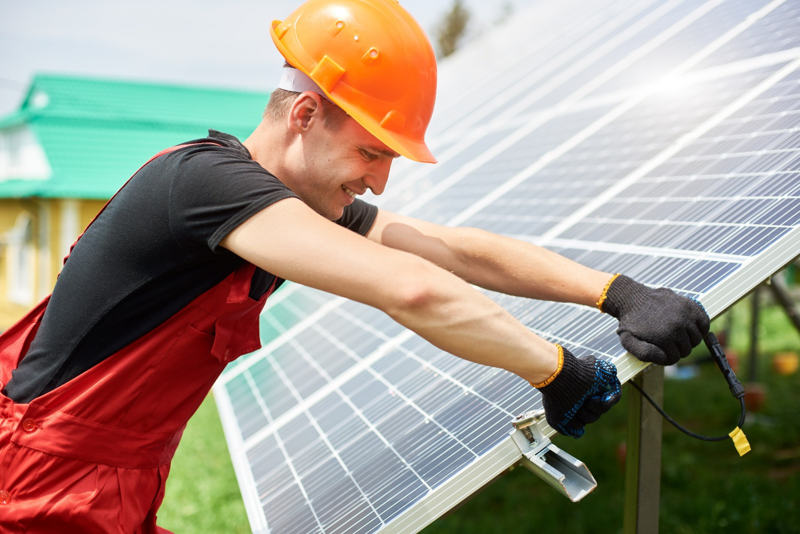 Quem faz um projeto de energia solar? - Ecosol
