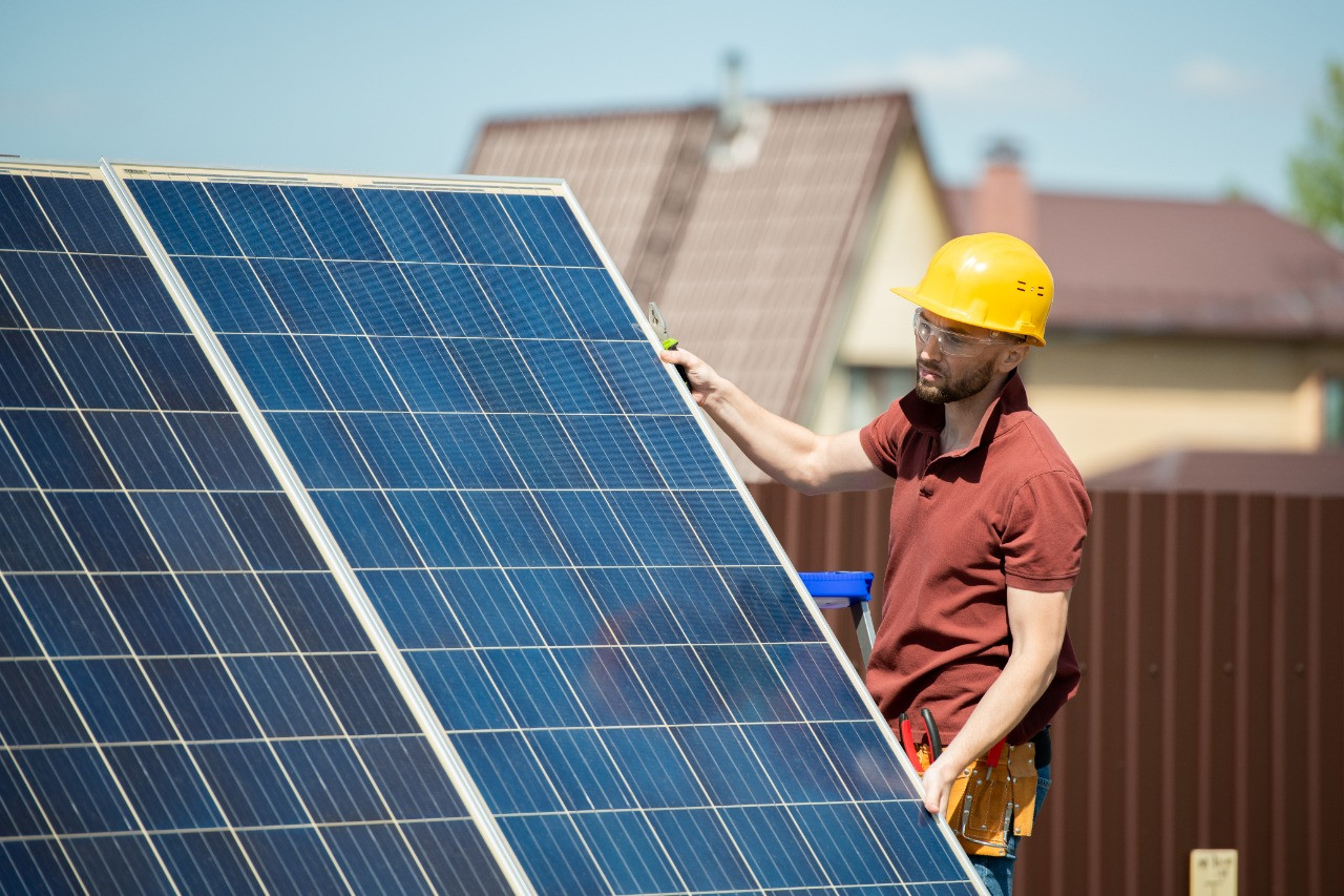 Qual a melhor posição para instalar placas solares? - Ecosol